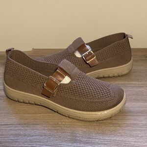 Jidiao made Brown Slip-On Women's Shoes 38/7